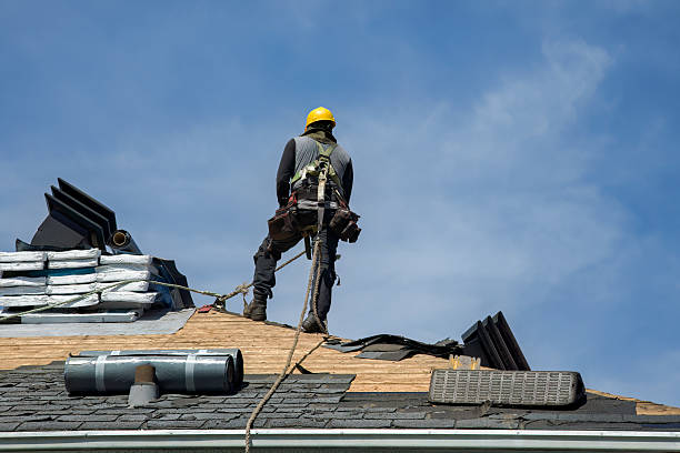 Professional Gutter Installation technician working in Wishram, WA